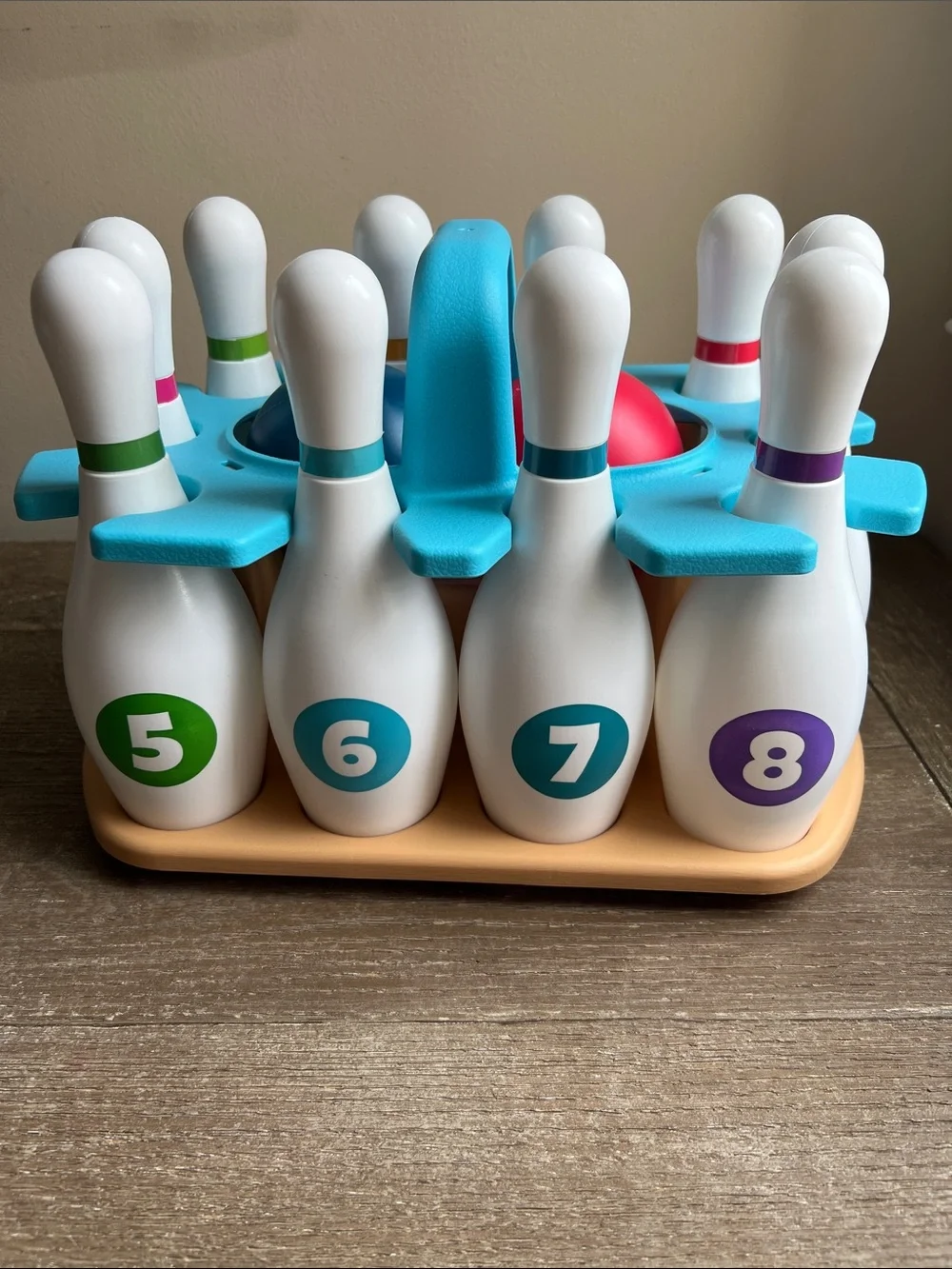 NWOT Chuckle & Roar Kids Bowling Set 10-Pin Bowling Game with Storage Caddy